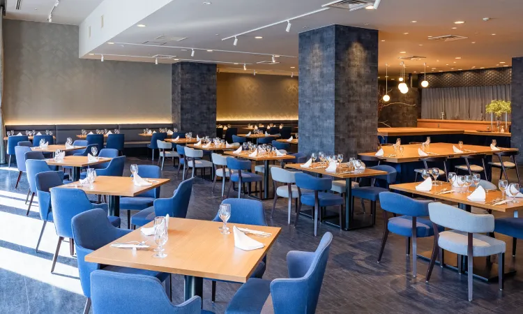 写真：オールデイダイニング DINING TSUZUMI
